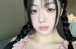 Trần Hà Linh đu trend "hôn vào đây", tung video mới khiến anh em game thủ "gục ngã" photo 1767164683942 1767164684154875616245 353 0 753 640 crop 1767169563369950225257png