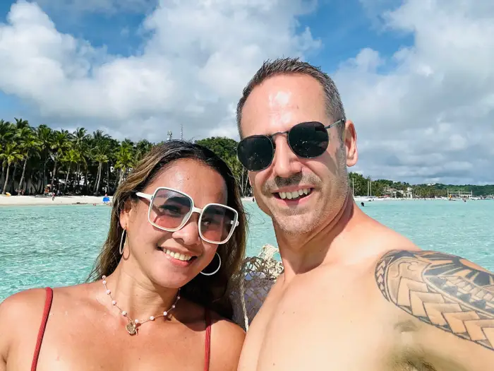 Cặp đôi rủ nhau ra đảo xây biệt phủ “dưỡng già”, tưởng được sống tách biệt nhưng chỉ 6 tháng đã thảng thốt: “Sao không như tôi nghĩ?”- Ảnh 2.