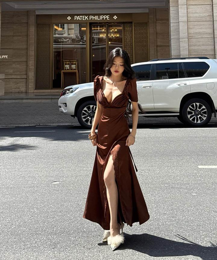 Mai Dora áp dụng công thức “váy ngắn chân dài” khiến fan ngây ngất- Ảnh 4. Mai Dora áp dụng công thức “váy ngắn chân dài” khiến fan ngây ngất- Ảnh 4.