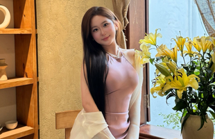 "Dịu keo" với bộ ảnh đón Tết sớm của nữ TikToker xinh đẹp, không cần caption vẫn khiến người xem đổ "rần rần" photo 1768530892728 1768530893068827025232 701 0 1661 1536 crop 17685431538161068308234png