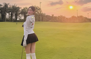 Đi đánh golf, nàng hoa hậu bất ngờ viral với outfit không thể táo bạo hơn photo 1768532588494 17685325889431858953782 243 0 693 720 crop 17685434221773991331png