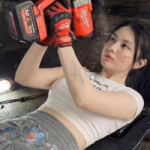 Dùng AI tạo hot girl biết "sửa xe", kênh fanpage hút view "rần rần", khiến CĐM hết sức lo lắng photo 1769066036616 176906603682355243139 205 0 491 457 crop 17690769474771704915214png