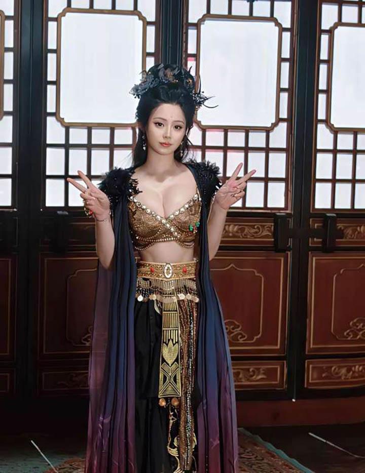 “Bỏng mắt” làng phim ngắn - dàn “tiểu hoa 2k4” càn quét bảng xếp hạng- Ảnh 2. “Bỏng mắt” làng phim ngắn - dàn “tiểu hoa 2k4” càn quét bảng xếp hạng- Ảnh 2.