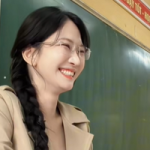 Lê Bống bất ngờ hóa cô giáo dạy học, khiến người xem hoang mang vì quá đa tài? photo 1770445191746 17704451922081447804542 112 0 401 462 crop 17704530330611210112398png