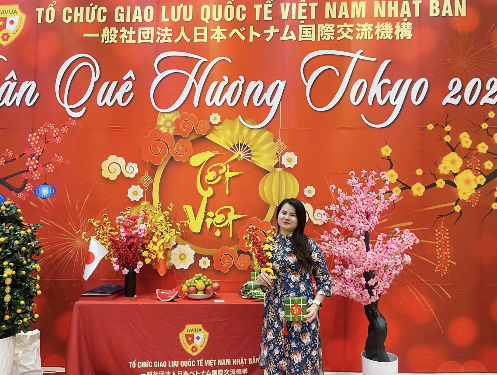 Người Việt ở nước ngoài đón Tết gần, lo liệu dài hơi- Ảnh 2.