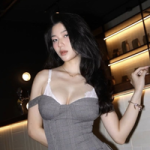 Khéo léo xin lì xì đầu năm, hot girl "hối lộ" người xem bằng bộ ảnh cực quyến rũ photo 1771172529514 1771172529715413699047 153 0 959 1290 crop 17711727069471658995360png