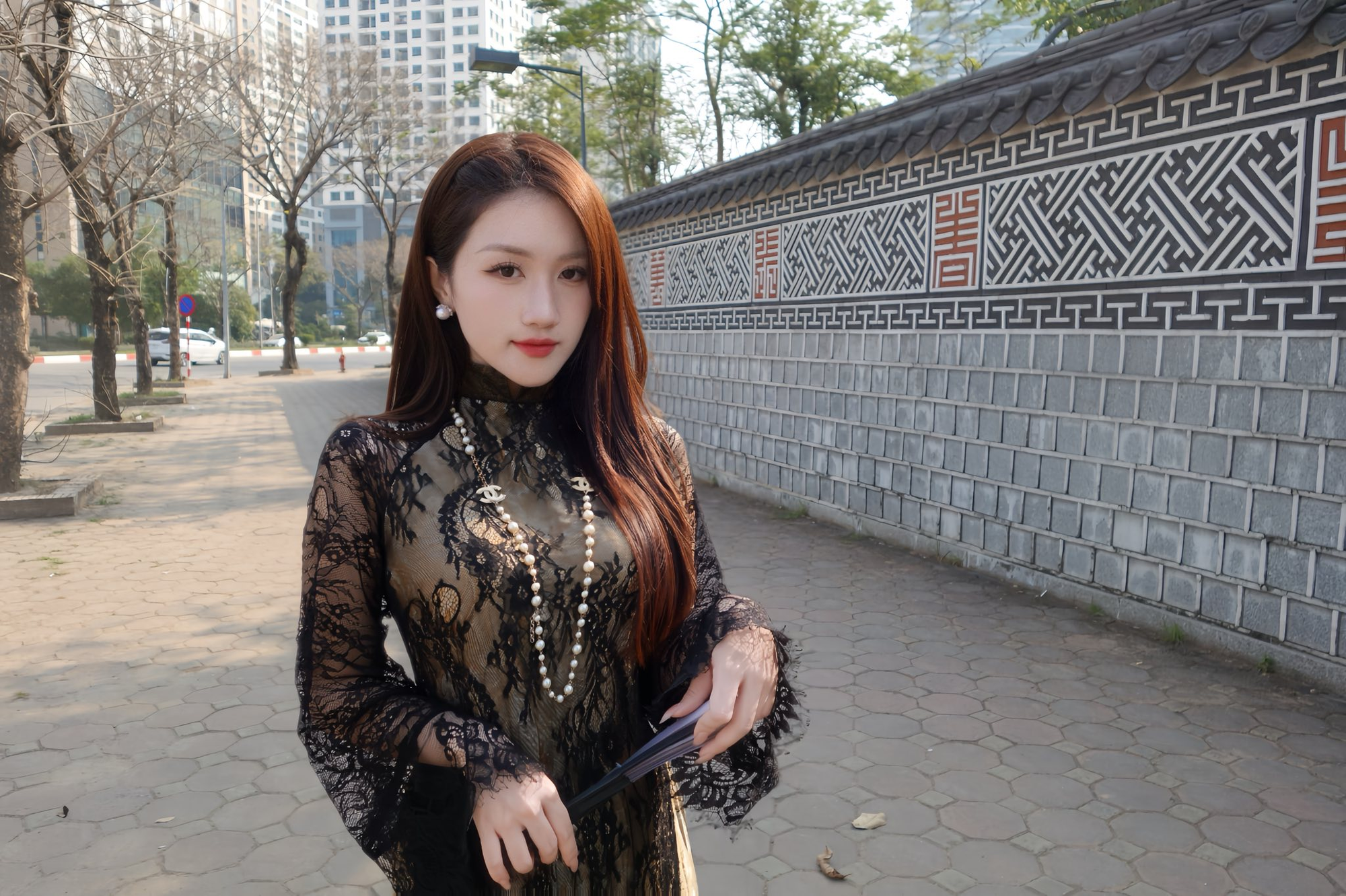 "Chốt hạ" cuối năm bằng bộ ảnh áo dài, MC Linh Nắng khiến triệu anh em game thủ mê mệt photo 1771252447124 17712524473671390952303 1771252549033 1771252549278413225853 1771305920813 17713059214391789824957