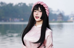 "Thoát vai" nữ coser quyến rũ, Cigw Pols ghi điểm tuyệt đối với bộ ảnh áo dài đón Tết dịu keo photo 1771420898201 1771420901372222749009 334 0 1188 1366 crop 1771474280054358575352png 1