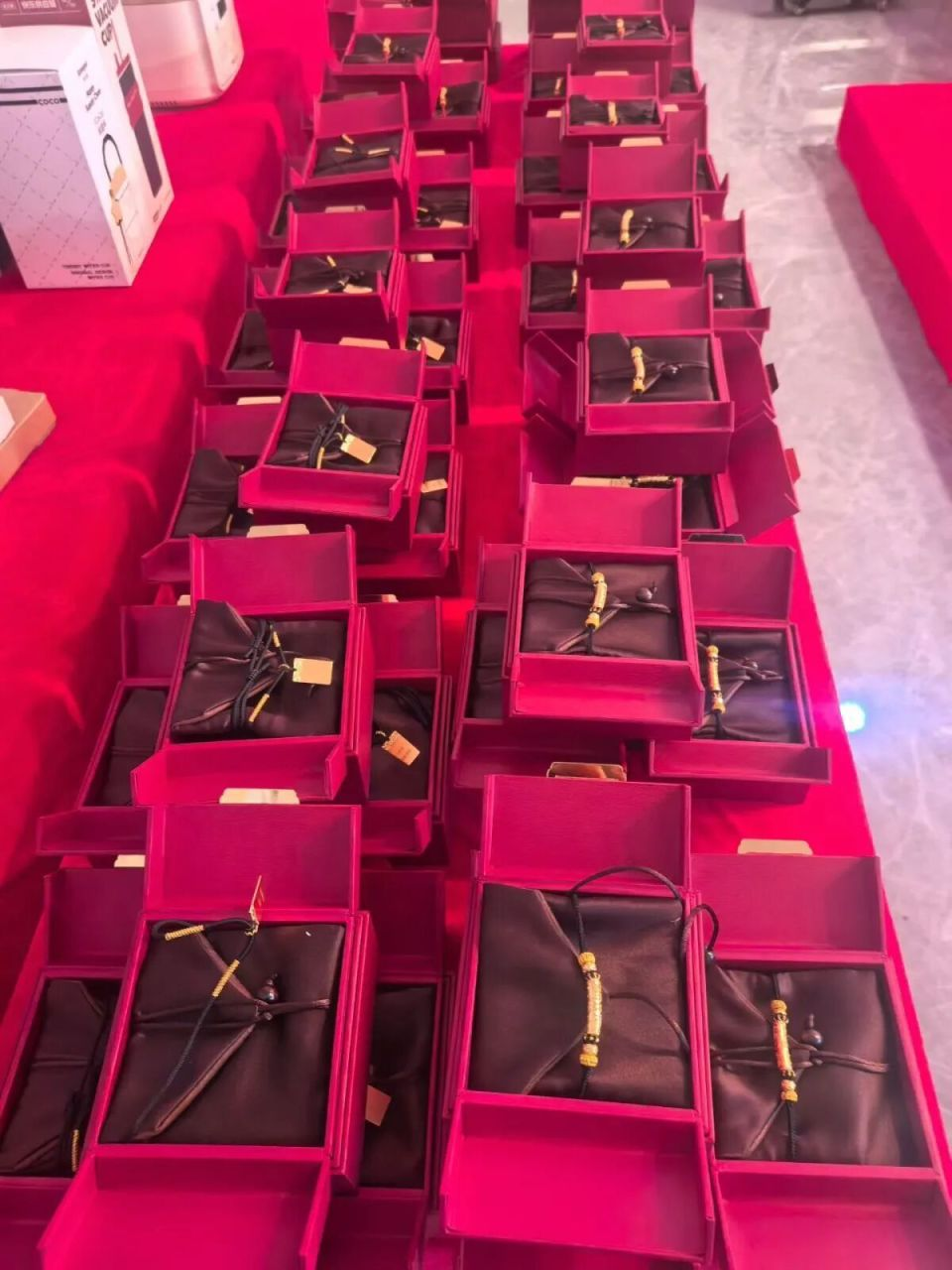 Phát hiện người đàn ông vừa bán vàng lãi đậm 38 tỷ đồng đã lập tức thực hiện hơn 2.000 giao dịch chuyển khoản- Ảnh 5.