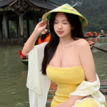 Outfit "nghiêng nước nghiêng thành" của hot girl xinh đẹp khiến triệu anh em "rụng tim" photo 1771918302140 17719183024061076932563 706 0 1636 1488 crop 1771926645696460167052png