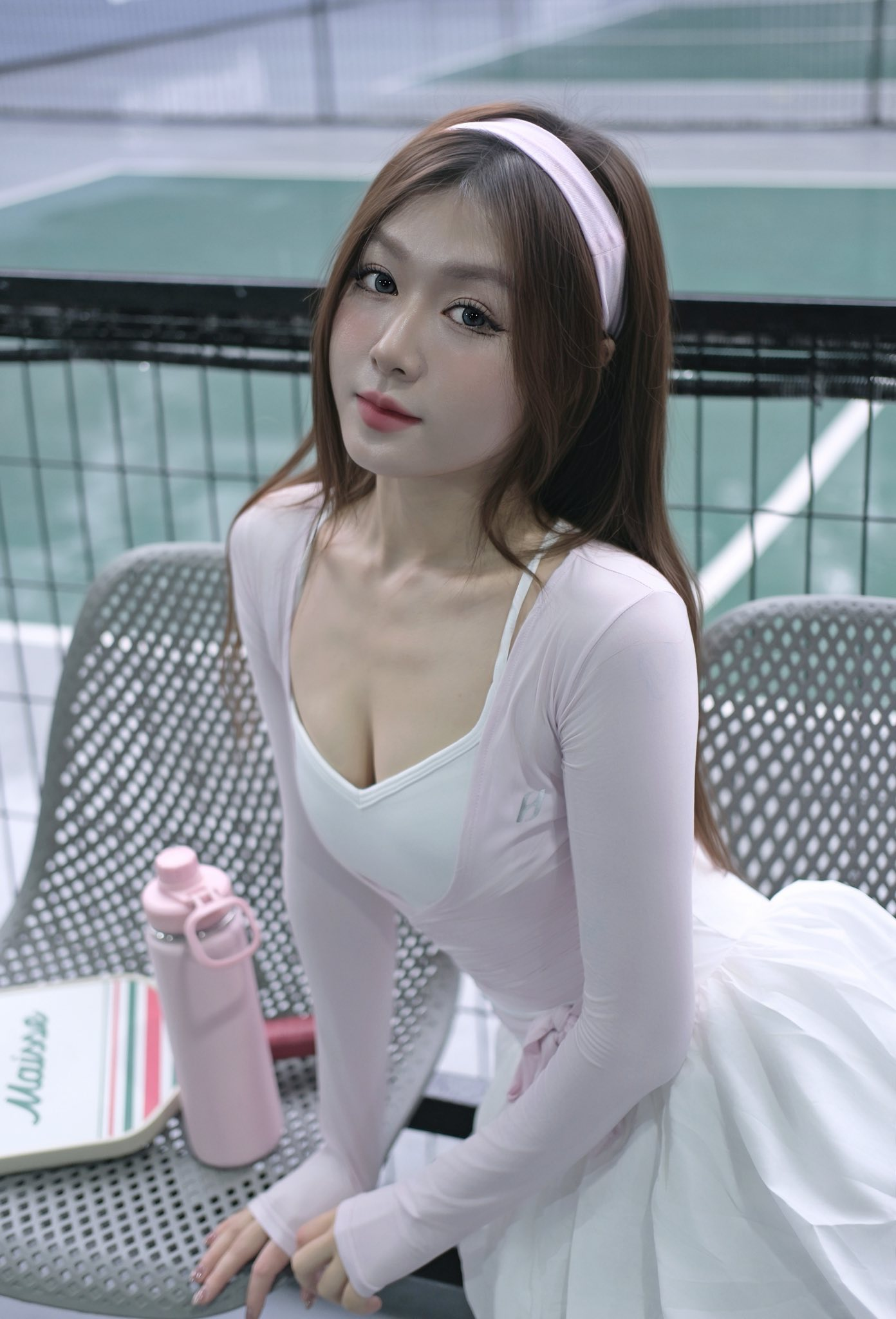 Khoe sắc trên sân Pickleball, hot girl khiến người xem