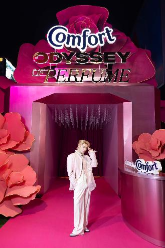 Hoa Hậu Thanh Thủy, Tóc Tiên, Gemini Hùng Huỳnh, Cường Bạch… cùng dàn sao All-Star đổ bộ sự kiện Comfort Odyssey Of Perfume- Ảnh 3.