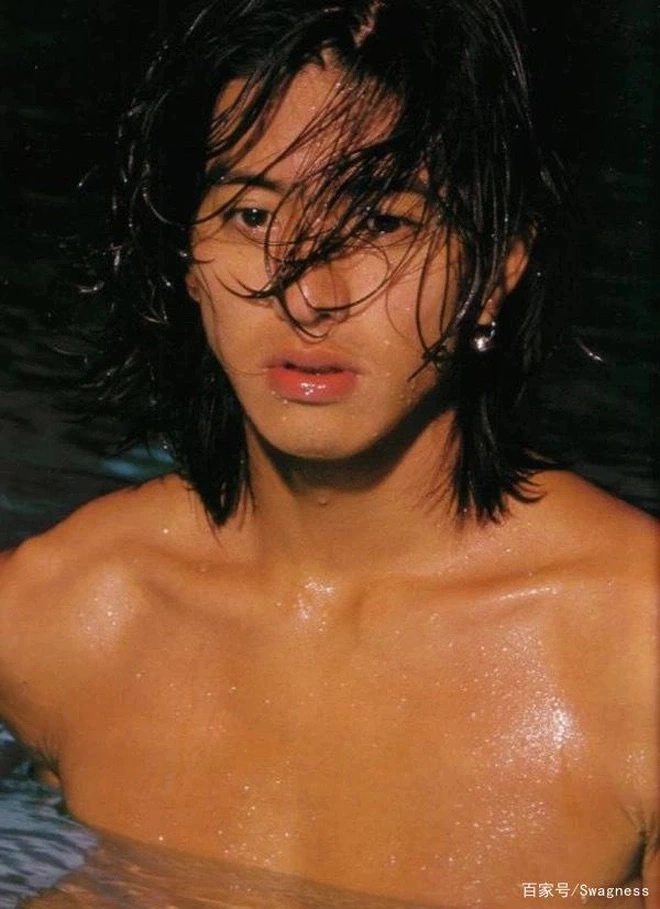 Nhan sắc tàn tạ của mỹ nam có khuôn mặt được thượng đế vuốt ve- Ảnh 7.