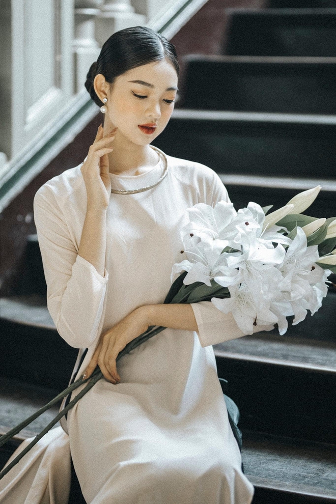 Cô gái 2K1 xinh như