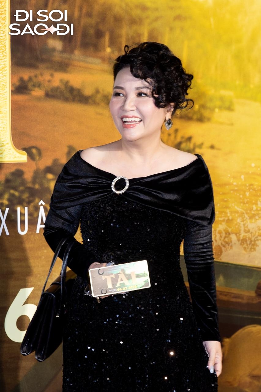 Thảm đỏ HOT nhất hôm nay: Mỹ Tâm - Mai Tài Phến mắc công khai lắm rồi, Noo Phước Thịnh - MONO so kè visual tưng bừng- Ảnh 12.