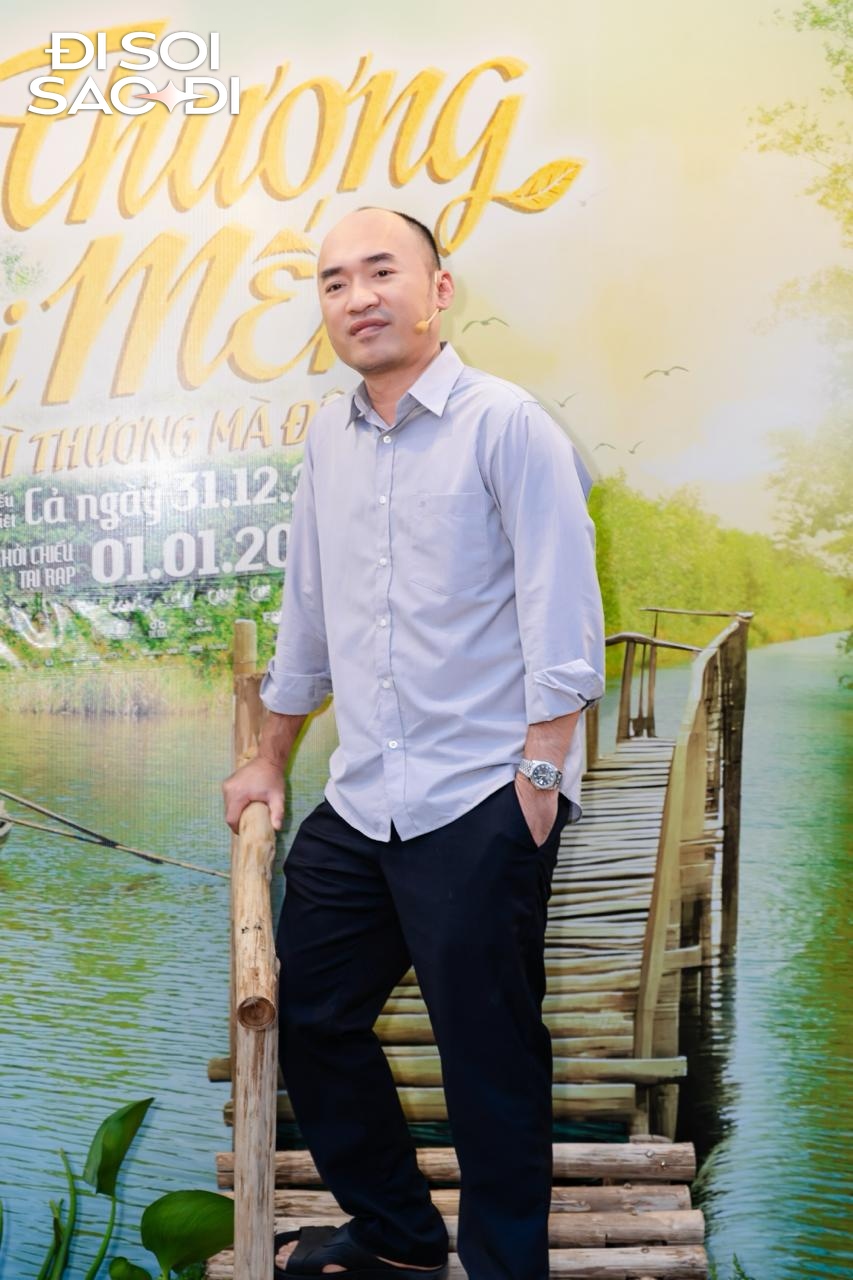 Cặp sao Việt công khai bồng bế nhau gây bão MXH: Nhà gái xinh như mộng, nhà trai lộ rõ vẻ si mê khó chối cãi- Ảnh 7.