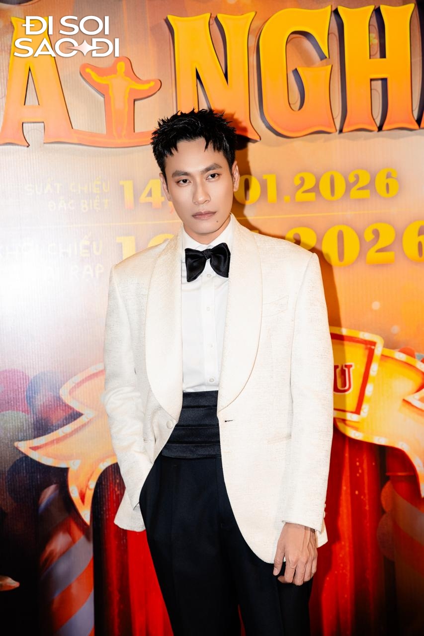 Bắt gặp HIEUTHUHAI, Kiều Minh Tuấn và hội bạn Vbiz lúc 2 giờ sáng, cô gái xuất hiện thân thiết gây chú ý- Ảnh 3.