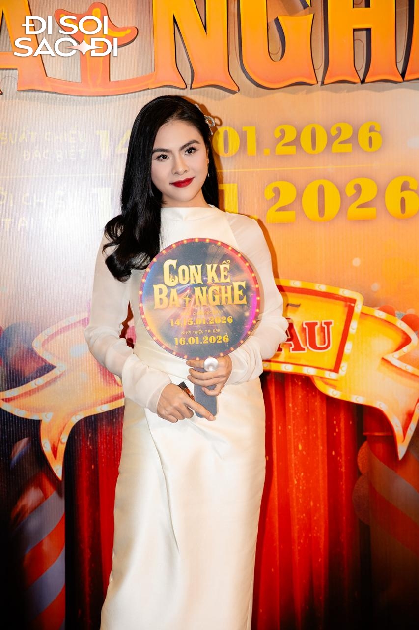 Thảm đỏ HOT nhất hôm nay: Ngọc Trinh xinh phát sáng, HIEUTHUHAI - Karik đẹp thế này biết chọn anh nào- Ảnh 8.