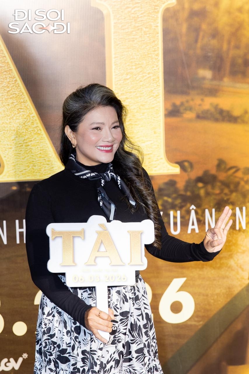 Thảm đỏ HOT nhất hôm nay: Mỹ Tâm - Mai Tài Phến mắc công khai lắm rồi, Noo Phước Thịnh - MONO so kè visual tưng bừng- Ảnh 9.