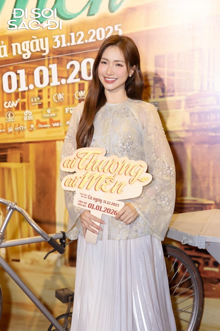 Thảm đỏ HOT nhất hôm nay: Hoà Minzy - Tóc Tiên đẹp sang hết nấc, Trấn Thành đập tan nghi vấn cạch mặt Thu Trang- Ảnh 4. Thảm đỏ HOT nhất hôm nay: Hoà Minzy - Tóc Tiên đẹp sang hết nấc, Trấn Thành đập tan nghi vấn cạch mặt Thu Trang- Ảnh 4.