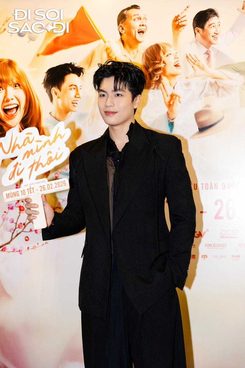 Thảm đỏ HOT nhất hôm nay: Uyển Ân hở bạo hết nấc với váy xuyên thấu, 2 mỹ nam Thỏ Ơi!! đọ visual nét căng- Ảnh 3.