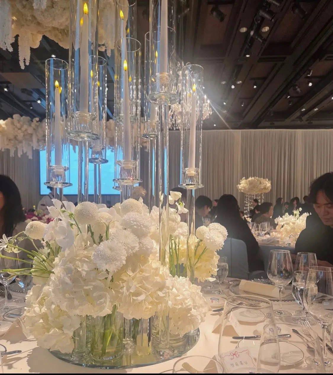 Rò rỉ ảnh hiếm của chú rể Kim Woo Bin, thực đơn tiệc cưới và quà tặng khách sang xịn gây choáng- Ảnh 6.