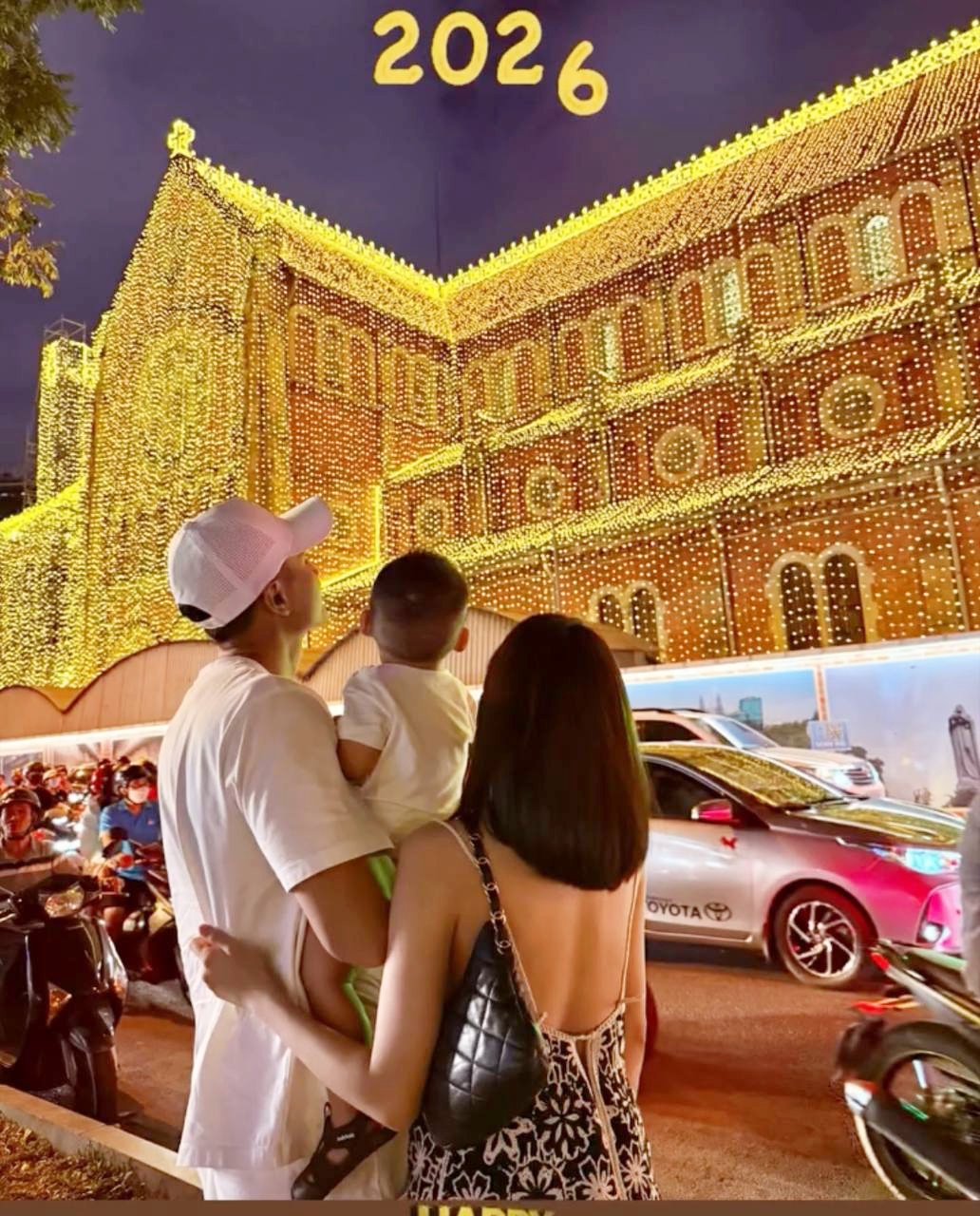 Nam thần Việt và tiểu thư bất động sản chính thức công khai con trai đầu lòng!- Ảnh 1.