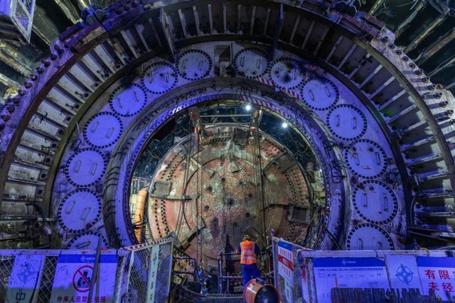 Lấy độc trị độc: Kỹ sư Trung Quốc biến sự cố suýt chôn sống 50 triệu USD thành kỳ tích chưa từng thấy- Ảnh 1.