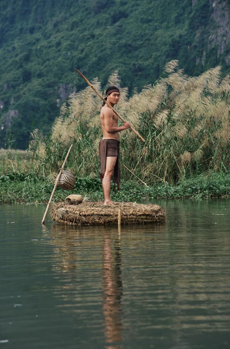 Lâu rồi mới có phim cổ trang Việt nhiều trai xinh gái đẹp đến vậy, nhìn nam chính mà không thở nổi- Ảnh 5.