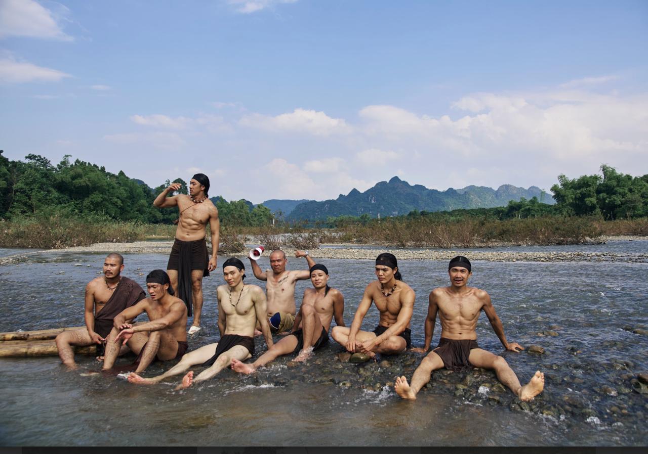 Lâu rồi mới có phim cổ trang Việt nhiều trai xinh gái đẹp đến vậy, nhìn nam chính mà không thở nổi- Ảnh 6.