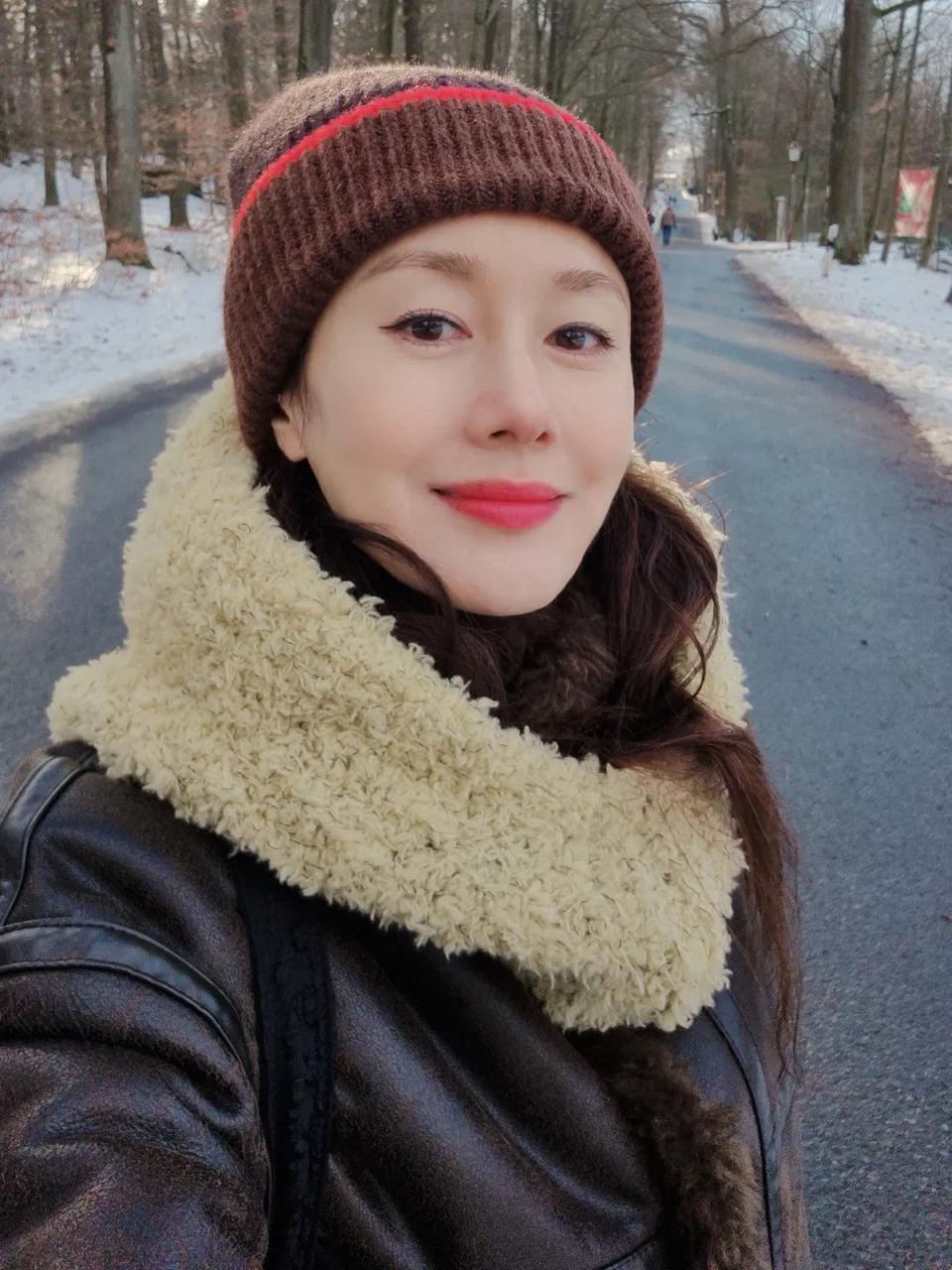 Jisoo bị tẩy chay hoàn toàn ở Hàn Quốc- Ảnh 3. Jisoo bị tẩy chay hoàn toàn ở Hàn Quốc- Ảnh 3.