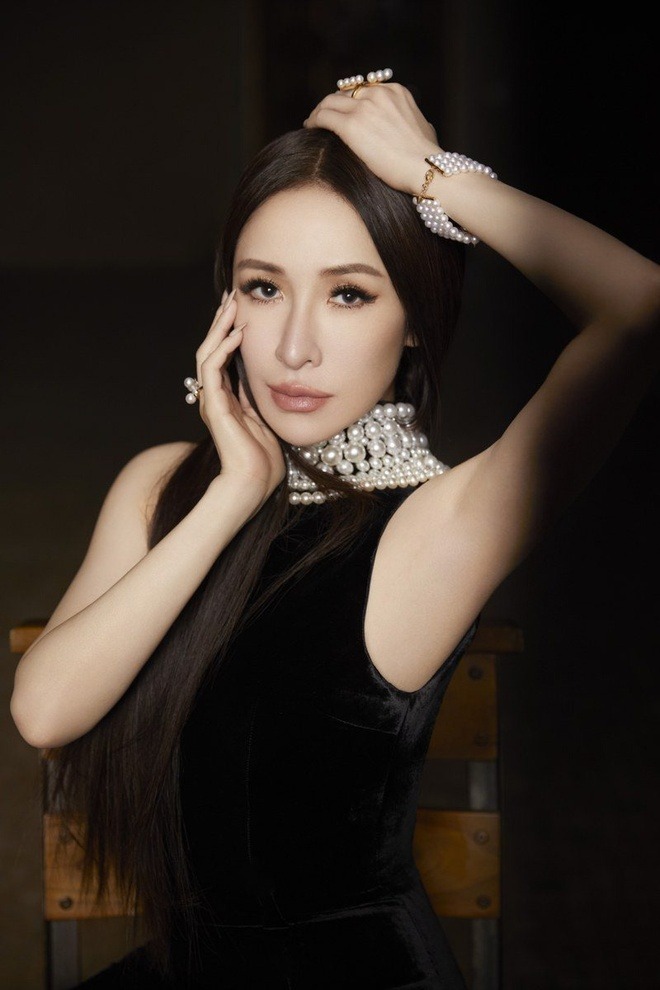 Nữ ca sĩ bị tai nạn đến hủy dung: Vết thương hoại tử 2 tháng, giờ gây sốc với Nữ ca sĩ bị tai nạn đến hủy dung: Vết thương hoại tử 2 tháng, giờ gây sốc với