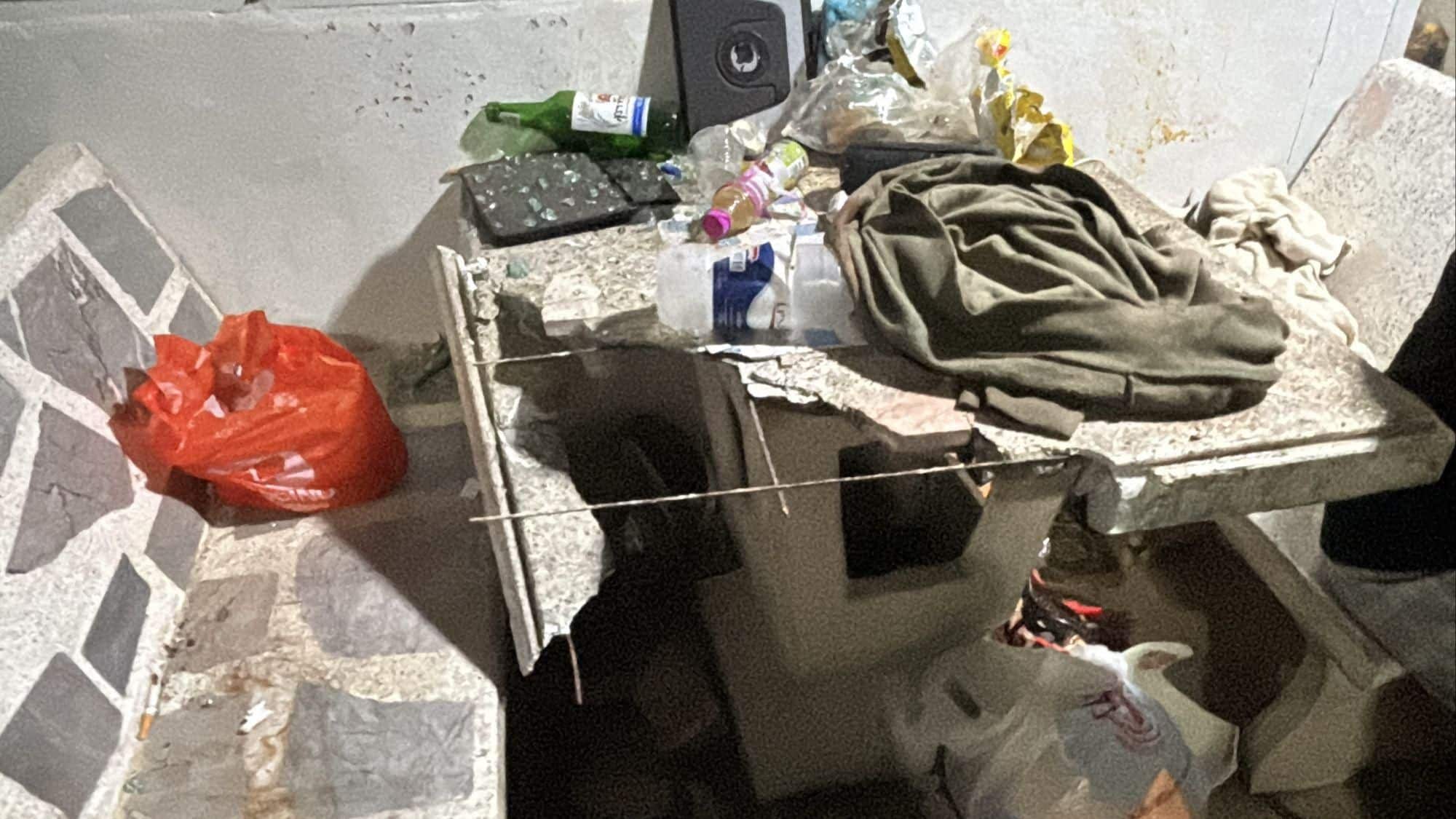 Nghi vợ ngoại tình, chồng đem thiết bị nổ ra kích hoạt, khung cảnh sau đó khiến ai cũng sợ hãi- Ảnh 2.