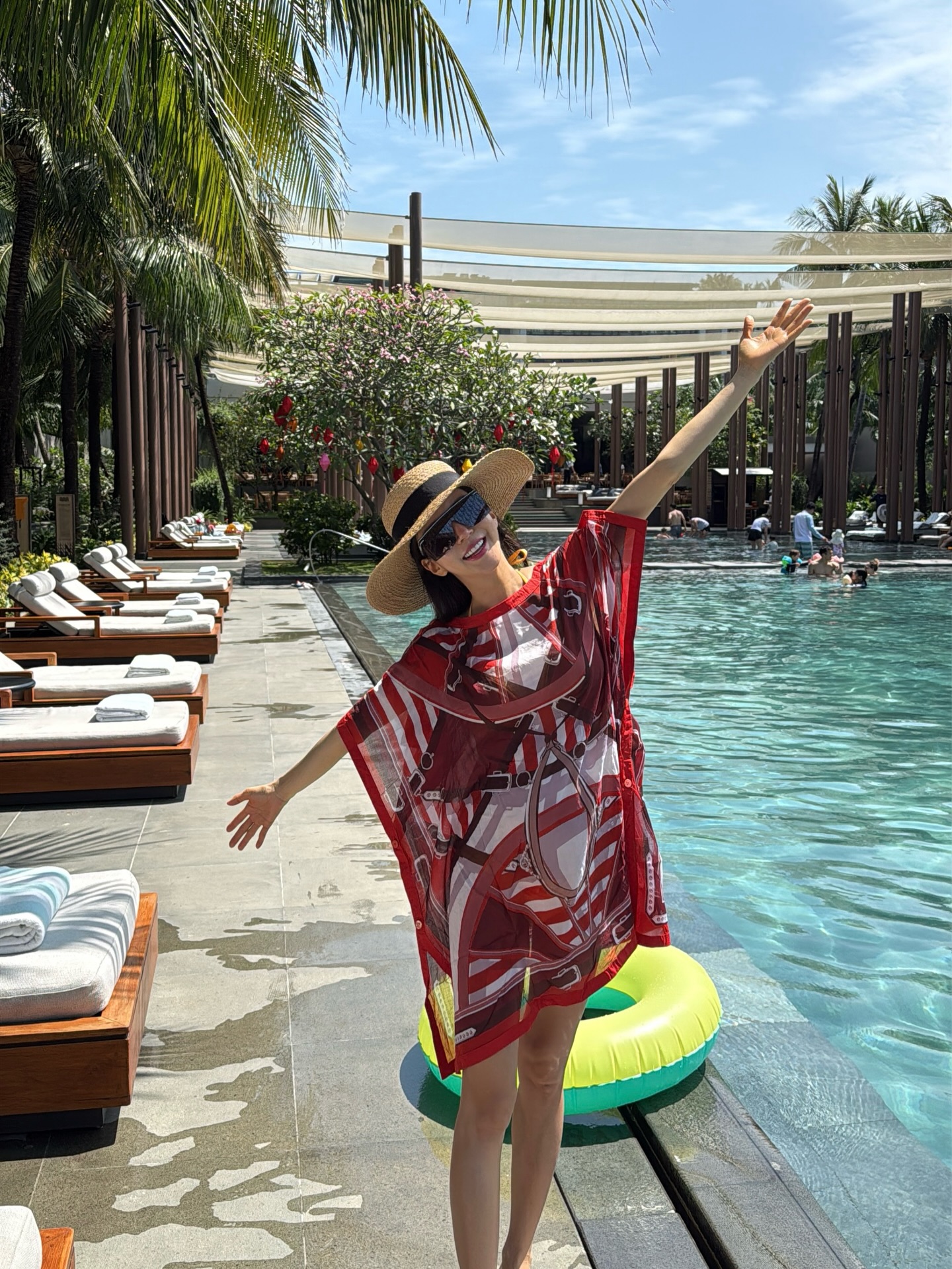 Vợ chồng tài tử Secret Garden đón Tết ở Phú Quốc, sắc vóc bà bầu gây ngỡ ngàng!- Ảnh 6.