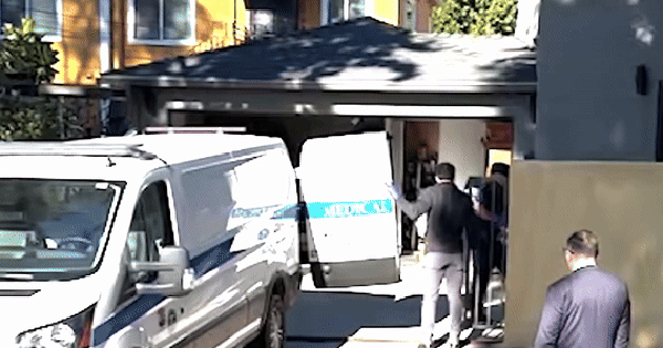 Sốc nặng clip nam diễn viên nổi tiếng bị đâm chết tại nhà riêng, danh tính nghi phạm gây phẫn nộ qd1 17653625603391455185372 18 0 316 570 crop 1765362601152797704504gifpng