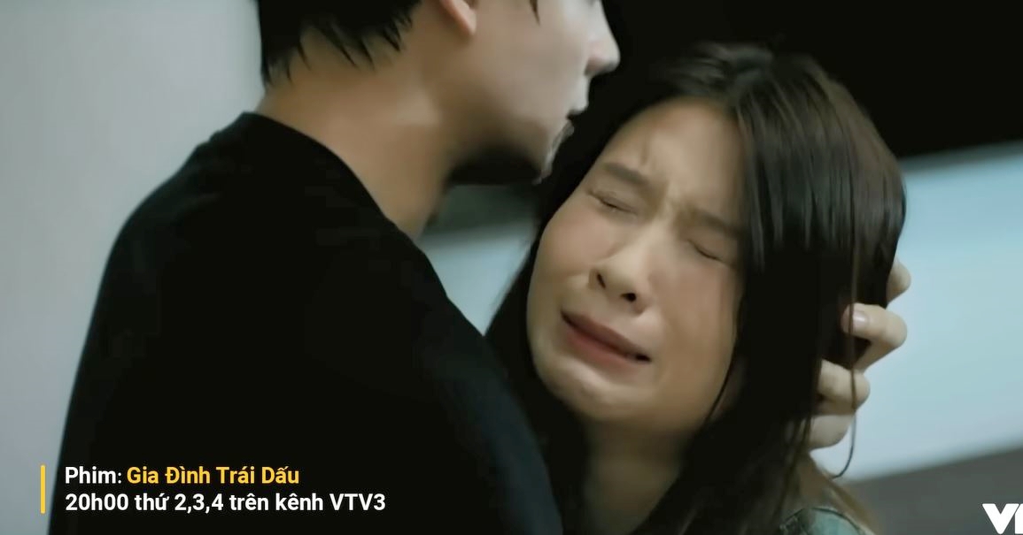 Đừng cho mỹ nhân phim Việt giờ vàng này đóng cảnh khóc nữa, méo mó mặt mày vẫn không có nổi một giọt nước mắt- Ảnh 4.