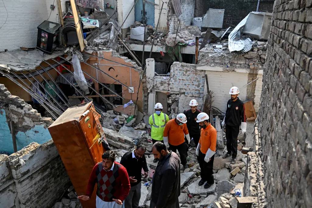 Đám cưới hóa đám tang: Cô dâu, chú rể tử vong thương tâm trong vụ nổ bình gas sau tiệc cưới- Ảnh 2.