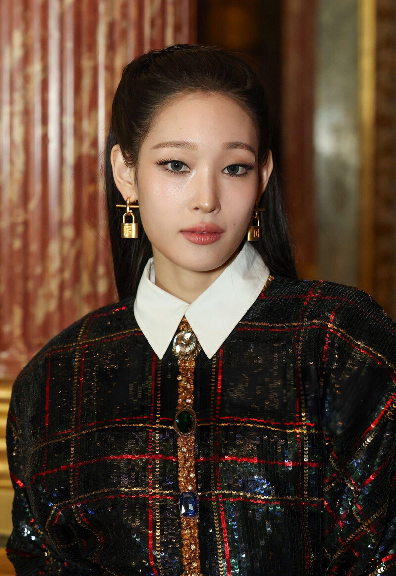 Tài phiệt đi làm ca sĩ như 1 trò đùa- Ảnh 1.