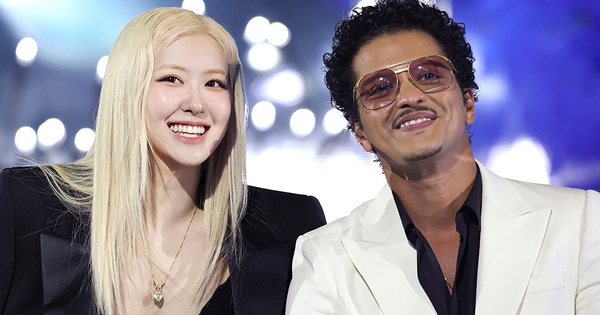 Tin đồn Rosé (BLACKPINK) - Bruno Mars hẹn hò, còn nôn nóng có con? ro 1772265850810344346414 14 0 535 995 crop 1772265862633732920372jpg