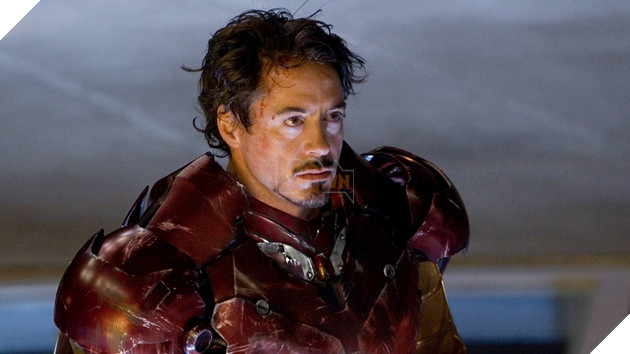 Hình ảnh về diễn viên Robert Downey Jr. trong tạo hình nhân vật Iron trong các bộ phim trước đây.