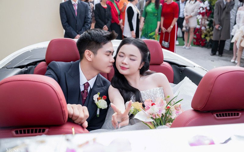 Khoảnh khắc đáng nhớ trong đám cưới của cặp đôi 