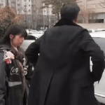 Cô bé “nhìn trúng” hoàng tử đẹp nhất châu Á, 20 năm sau thấy anh bỏ vợ liền cưới làm chồng ryu 1 17696730218181704172416 0 0 227 434 crop 1769673034630773917248gifpng