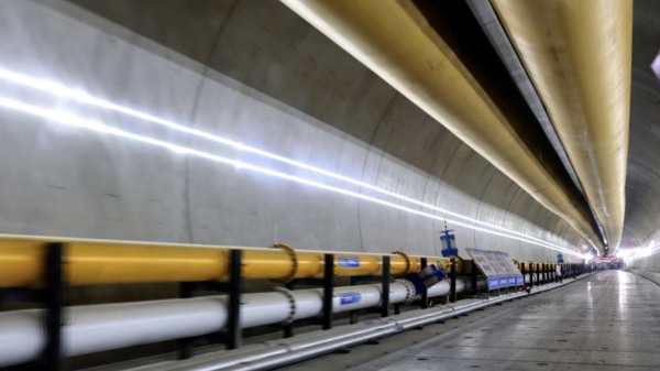 Chưa từng có: ‘Quái vật’ đào hầm nặng 4.000 tấn xuất hiện, khoan liên tục 10 km ở 89 mét dưới lòng sông, có thể khiến ngành xây dựng đường hầm cao tốc thay đổi mãi mãi screen shot 2025 12 17 at 181010 1765982220639 17659822209721115661683