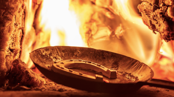 Ăn 12 quả nho và những phong tục năm mới độc lạ screen shot 2026 01 01 at 90435 am 1767238588457 17672385887581063688635