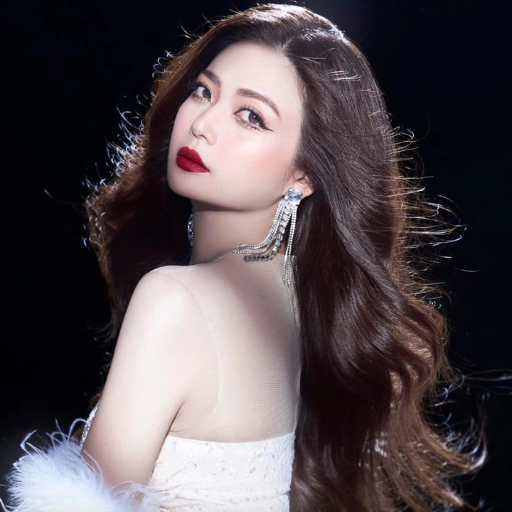 Nhan sắc trẻ đẹp ở tuổi U50 của nữ NSƯT đang gây sốt trên phim giờ vàng VTV- Ảnh 12.