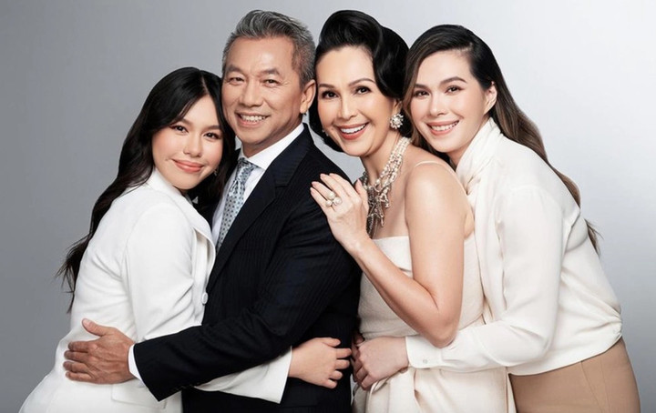 Hôn nhân viên mãn hơn 3 thập kỷ của