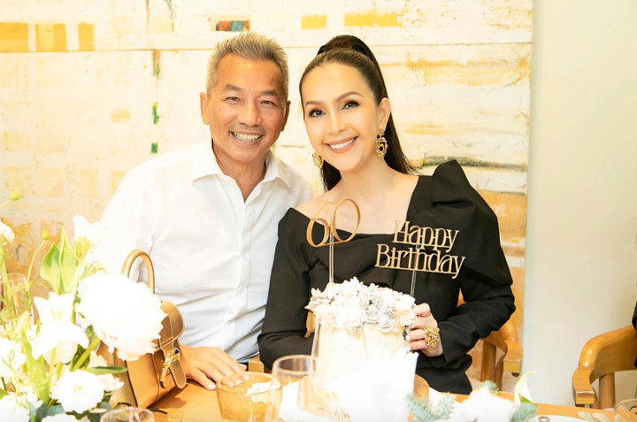 Hôn nhân viên mãn hơn 3 thập kỷ của