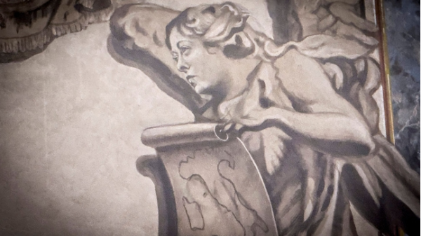 Tranh cãi bùng lên quanh bích họa thiên thần giống Thủ tướng Ý screen shot 2026 02 01 at 93417 am