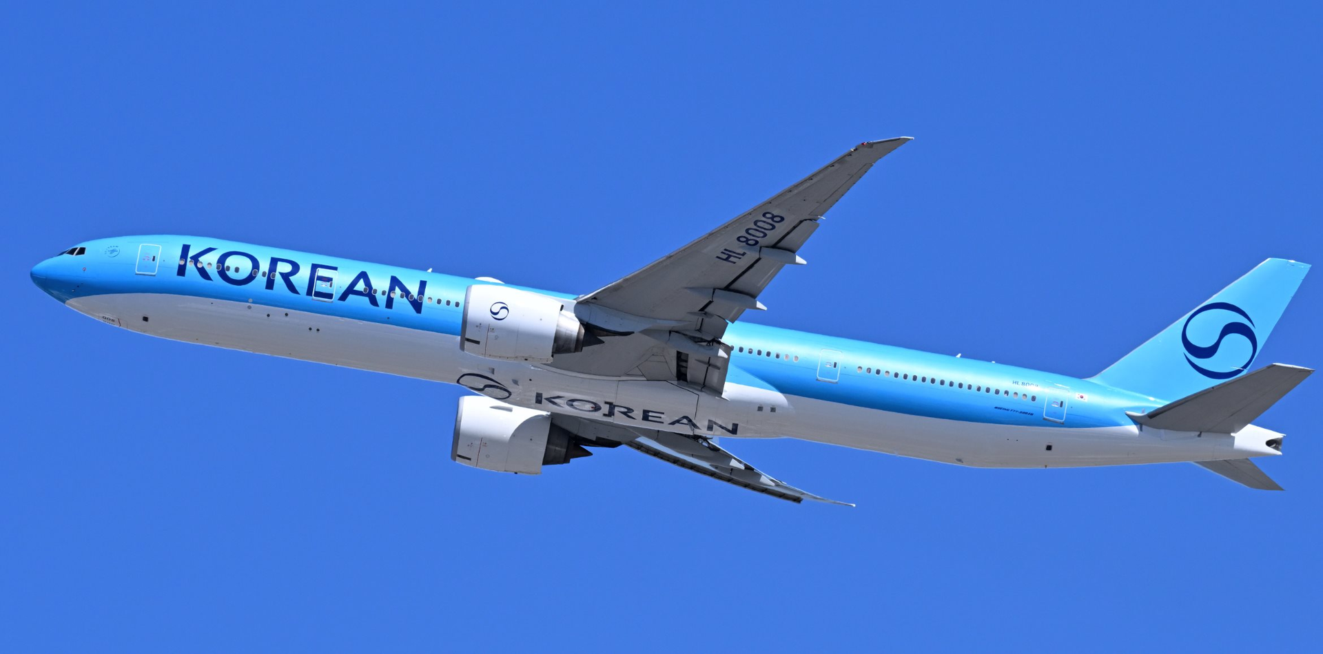 Hàng loạt hãng hàng không bất ngờ cấm hành khách dùng pin dự phòng từ 26/1- Ảnh 2.