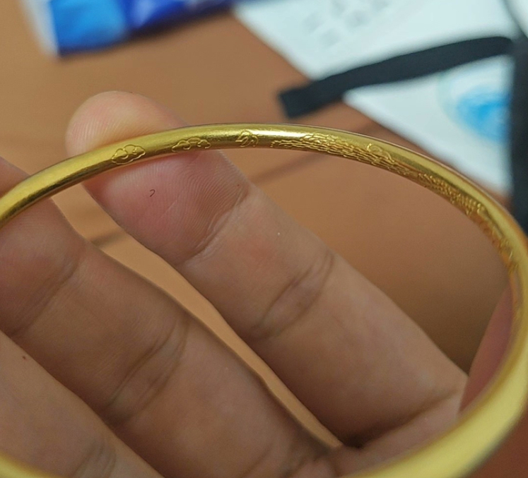 Người đàn ông rao bán hơn 106 gram vàng, tài khoản vừa nhận được 311 triệu đồng liền bị công an vào cuộc điều tra nguồn tiền- Ảnh 1.